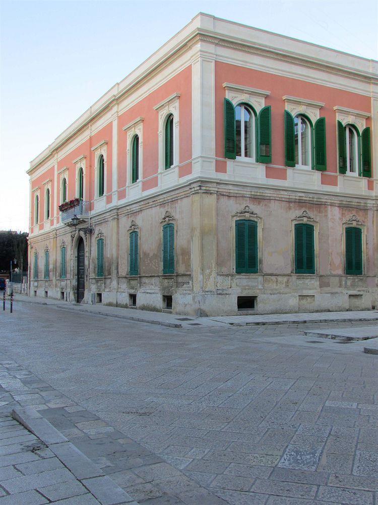 Couette-café Palazzo De Giorgi 5*